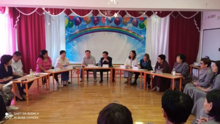 Обсуждены перспективы развития бурятского языка в Кижингинском районе