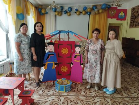Лучший воспитатель Бурятии готовится к федеральному конкурсу