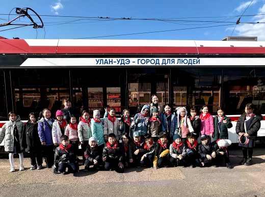 «Образовательный трамвай» — экскурсия для детей в Месячник бурятского языка.