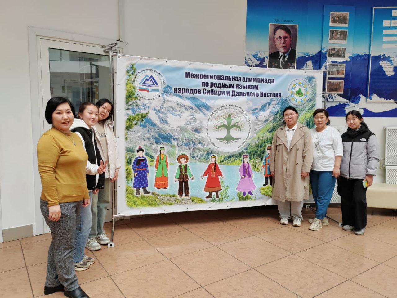Школьники из Бурятии участвуют в олимпиаде по родным языкам народов Сибири и Дальнего Востока