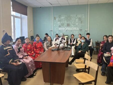 Школьники Бурятии приняли участие в Межрегиональной олимпиаде по родным языкам
